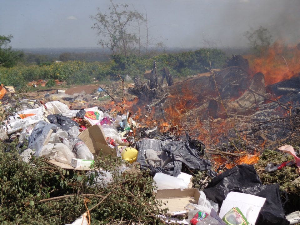 arde el basural 1 - Diario Resumen de la región