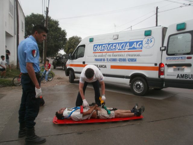 Otro accidente en la misma esquina. Génova y Agustín Aguirre