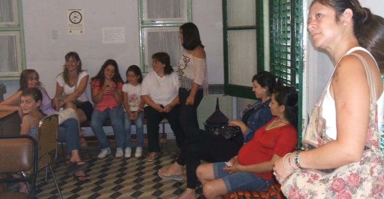 se estan atendiendo solo por el tramite del dni alrededor de 120 personas por dia 1 - Diario Resumen de la región