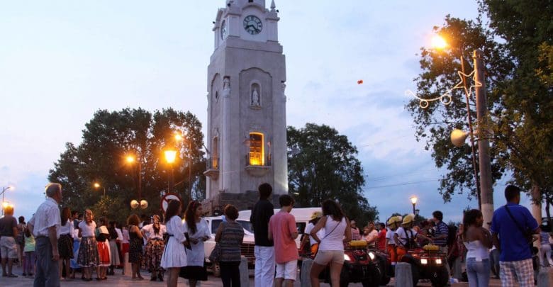 Colectividades 1 Febrero 004 1 - Diario Resumen de la región