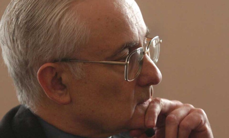 Arzobispo Carlos Ñañez