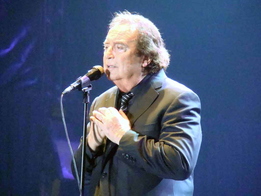 Dyango enamoró a Alta Gracia