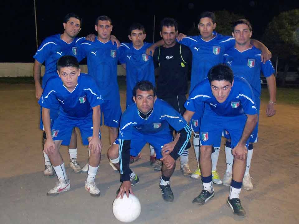 Albos Campeón del Torneo Nocturno 2013