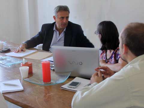 Reunión informativa en CEDER (imagen: Municipalidad de Alta Gracia)