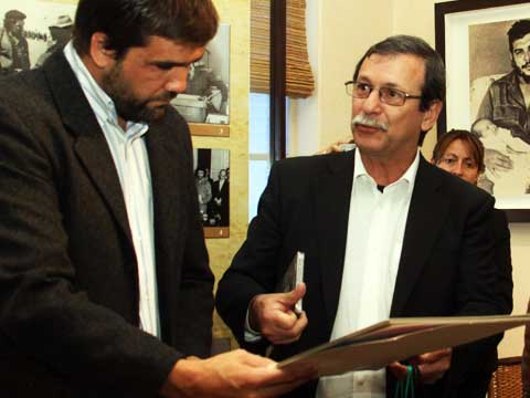 Facundo Torres recibió hoy a funcionarios cubanos