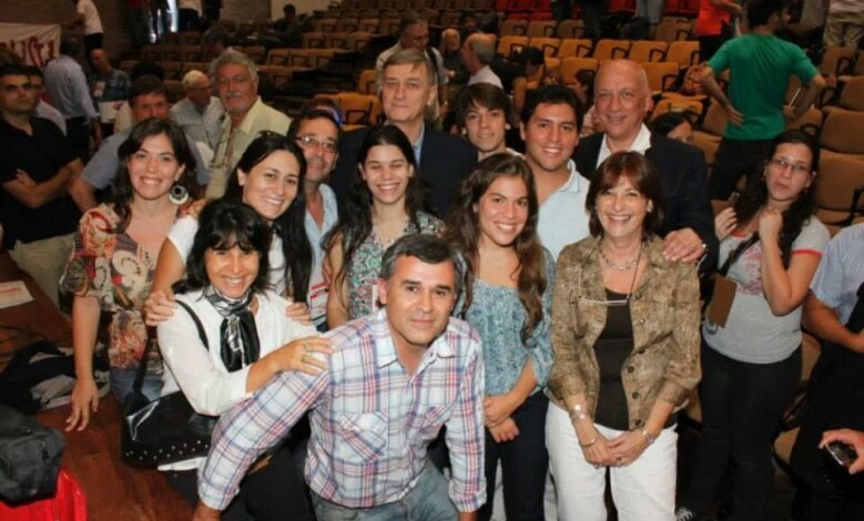 Conferencia Politica 1 - Diario Resumen de la región