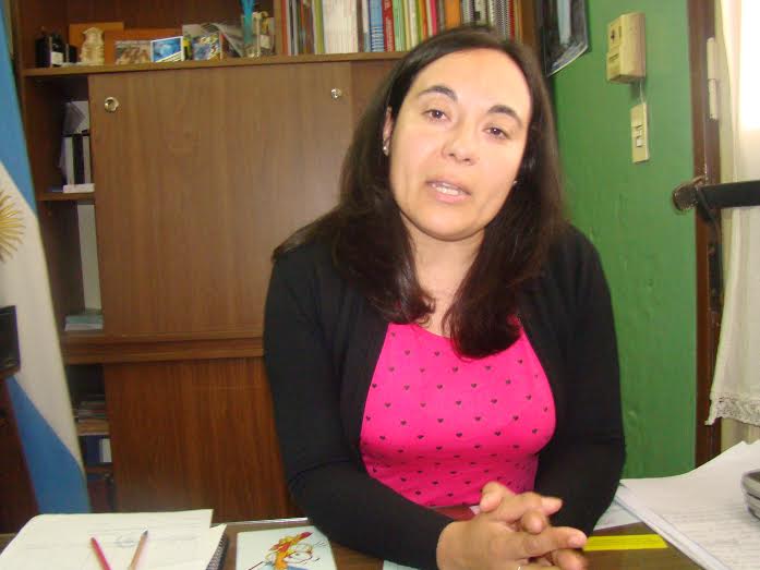DIRECTORA DEL IPEM 1 - Diario Resumen de la región