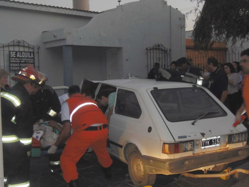 ACCIDENTE EN LA ALEM 1 1 - Diario Resumen de la región