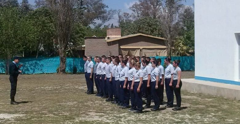 ESCUELA DE POLICIA - Diario Resumen de la región