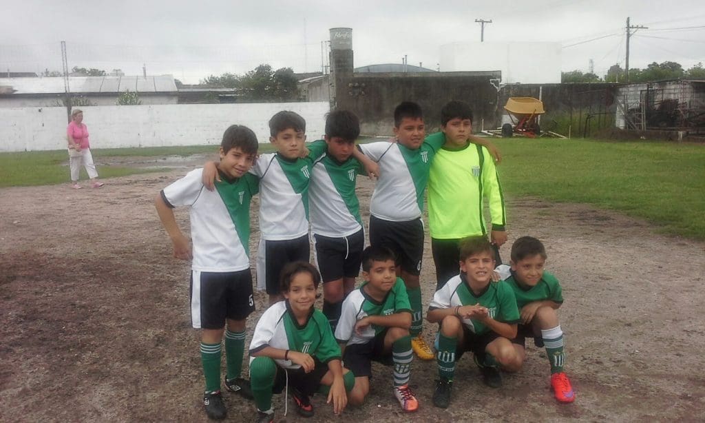clase 2005 b 1 - Diario Resumen de la región
