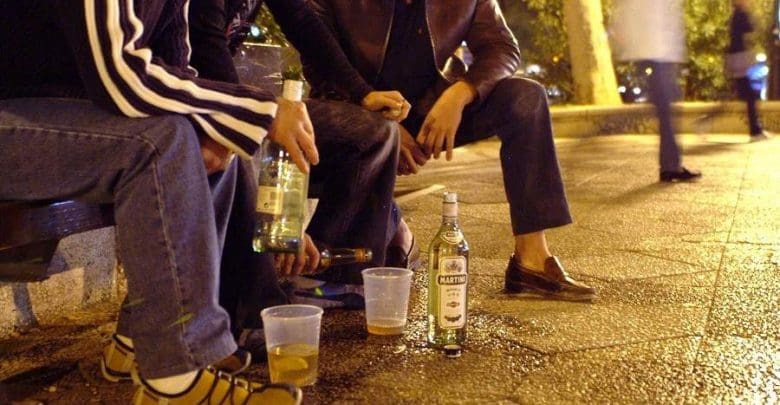 JÓVENES BORRACHOS 1 - Diario Resumen de la región