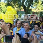 Macri saludando 1 - Diario Resumen de la región