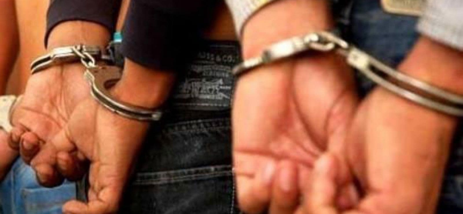 PAREJA DETENIDA UNO 1 - Diario Resumen de la región