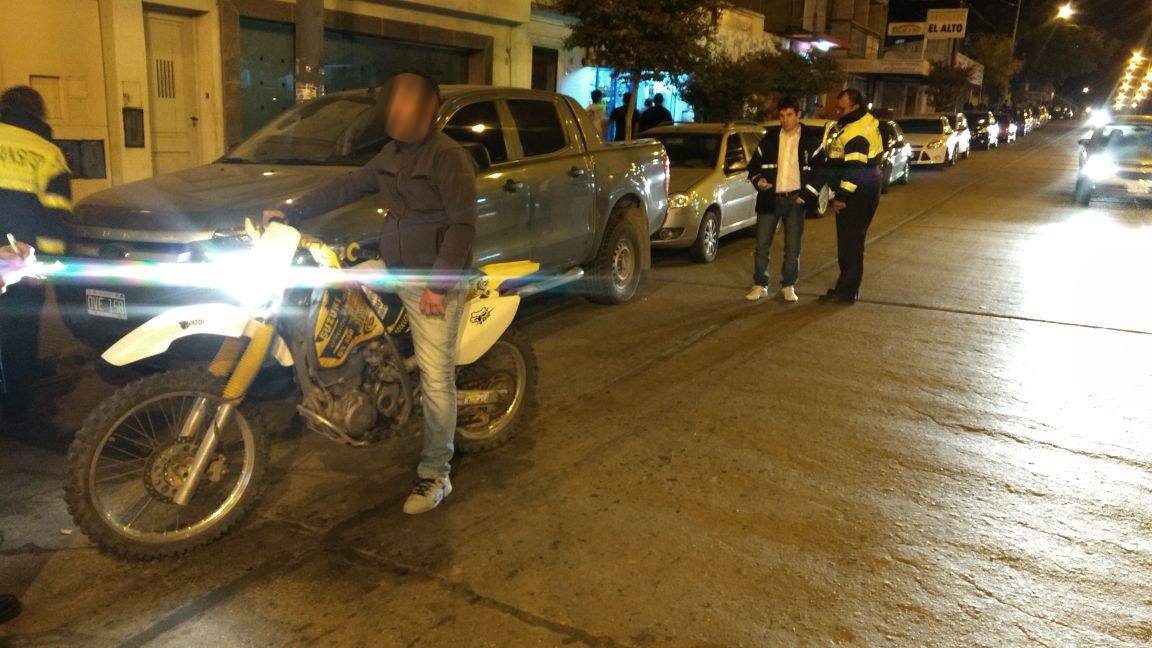 Control de vehículos 1 - Diario Resumen de la región