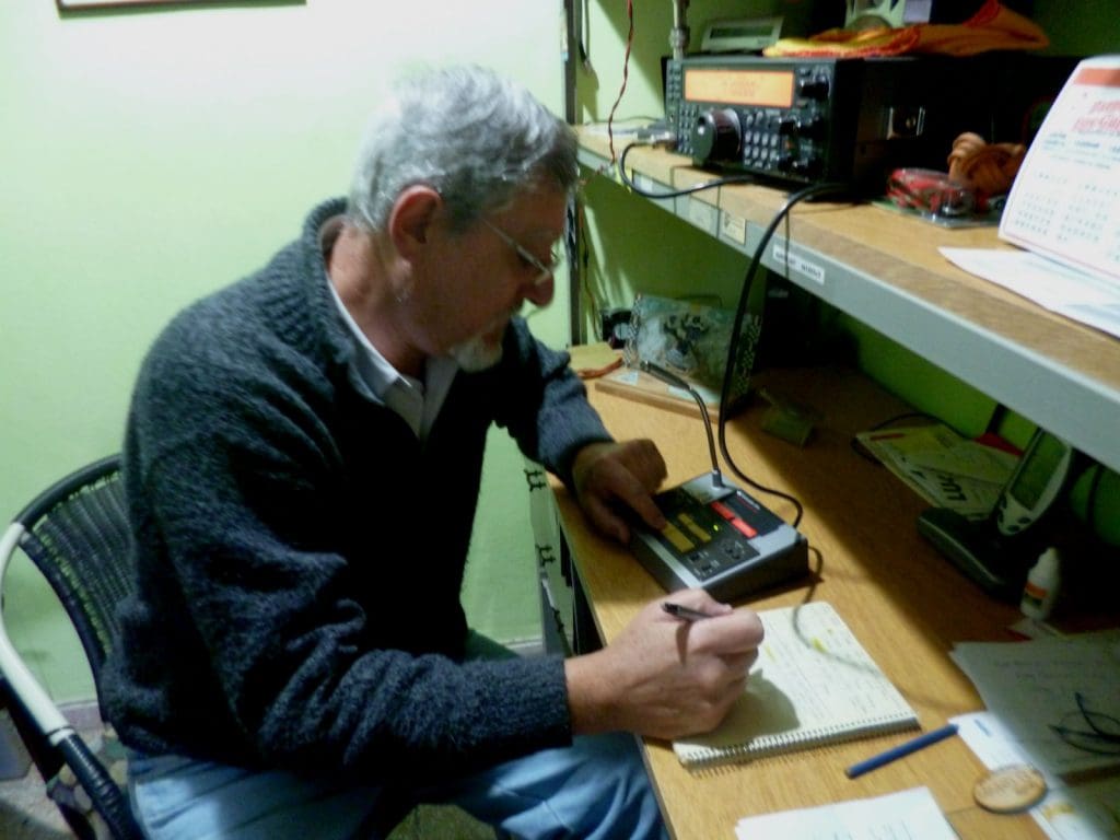 Radioaficionados 3 - Diario Resumen de la región