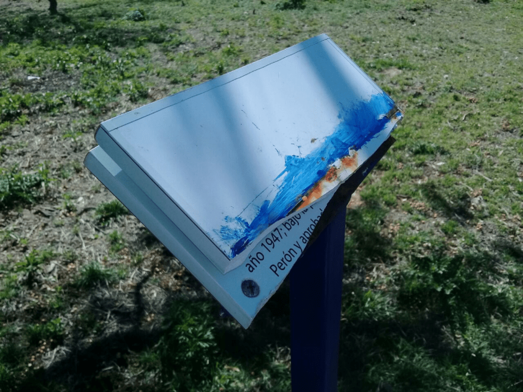 Vandalismo 1 - Diario Resumen de la región