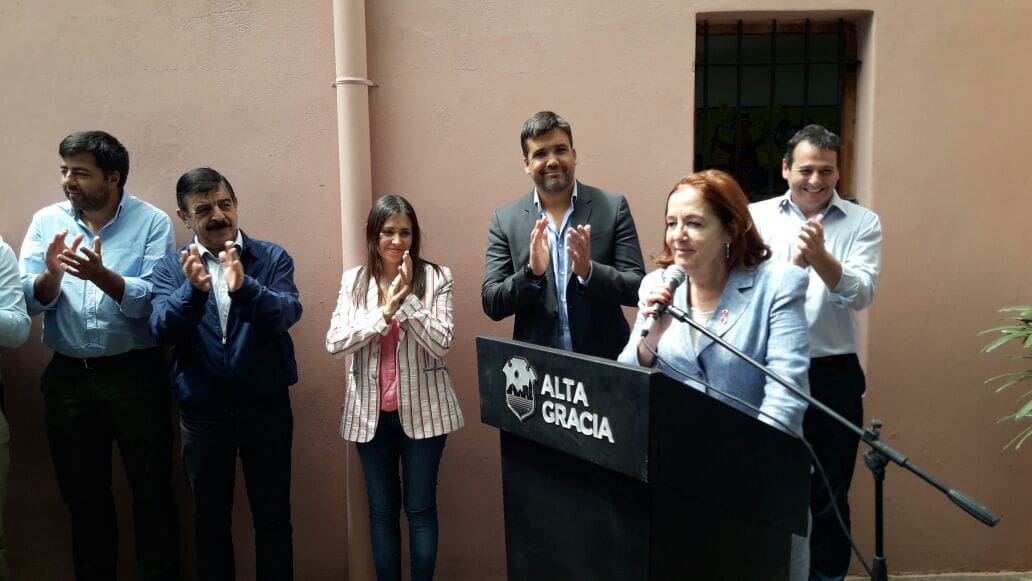 WhatsApp Image 2017 10 05 at 7.56.30 AM 2 - Diario Resumen de la región