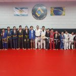 Lucas Sabbadin junto a sus alumnos - Diario Resumen de la región