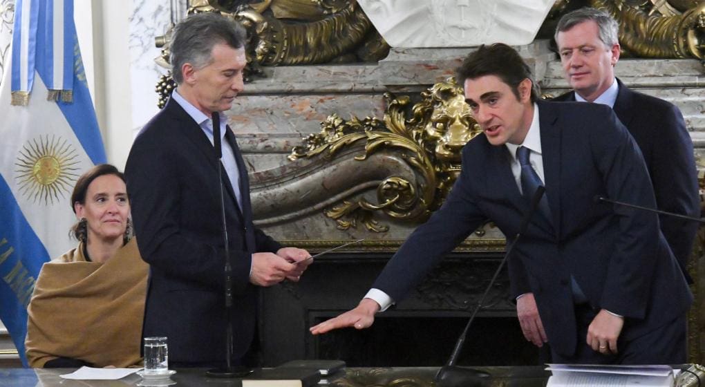 DATA ART 2250165 - Diario Resumen de la región