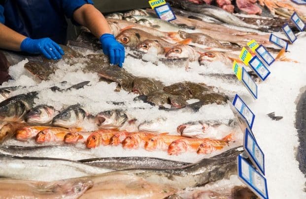 Pescadería en BM Supermercados - Diario Resumen de la región