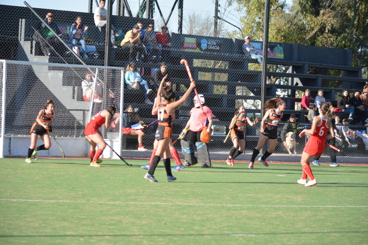 Hockey AGR empató de localpag 10 - Diario Resumen de la región