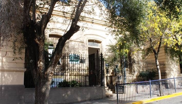 Escuela Solares - Diario Resumen de la región