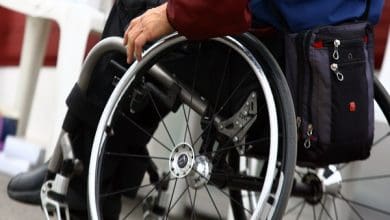 persona en silla de ruedas - Diario Resumen de la región