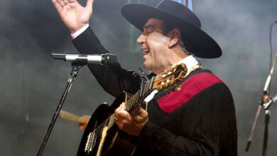 El Chaqueno Palavecino en los festejos por la Semana de Mayo 18008899731 - Diario Resumen de la región