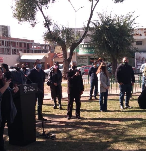 busto luppi spinetti E - Diario Resumen de la región