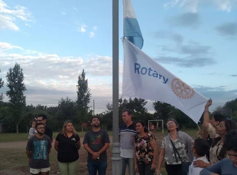 parque virrey bandera rotary 2 - Diario Resumen de la región