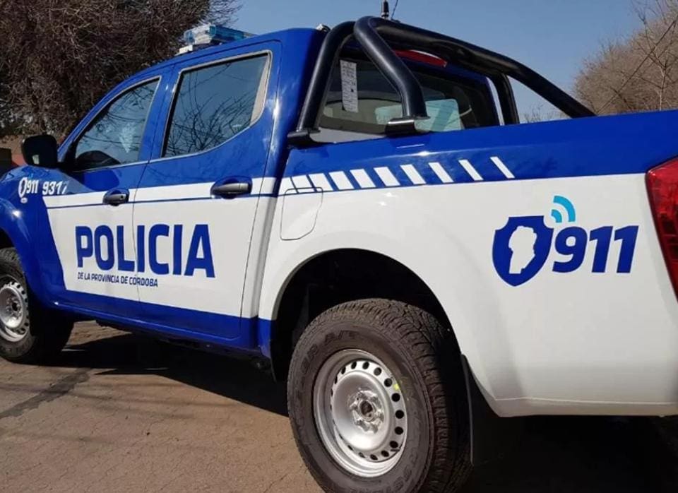 movil policial camioneta - Diario Resumen de la región