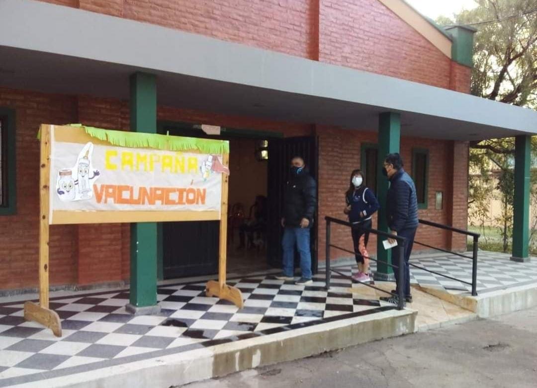 villa parque santa ana vacunacion - Diario Resumen de la región