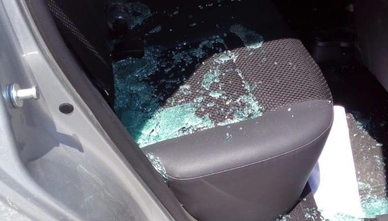 auto roto - Diario Resumen de la región