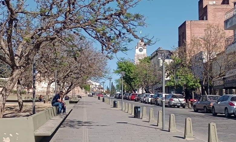 alta gracia plaza solares sol tiempo - Diario Resumen de la región