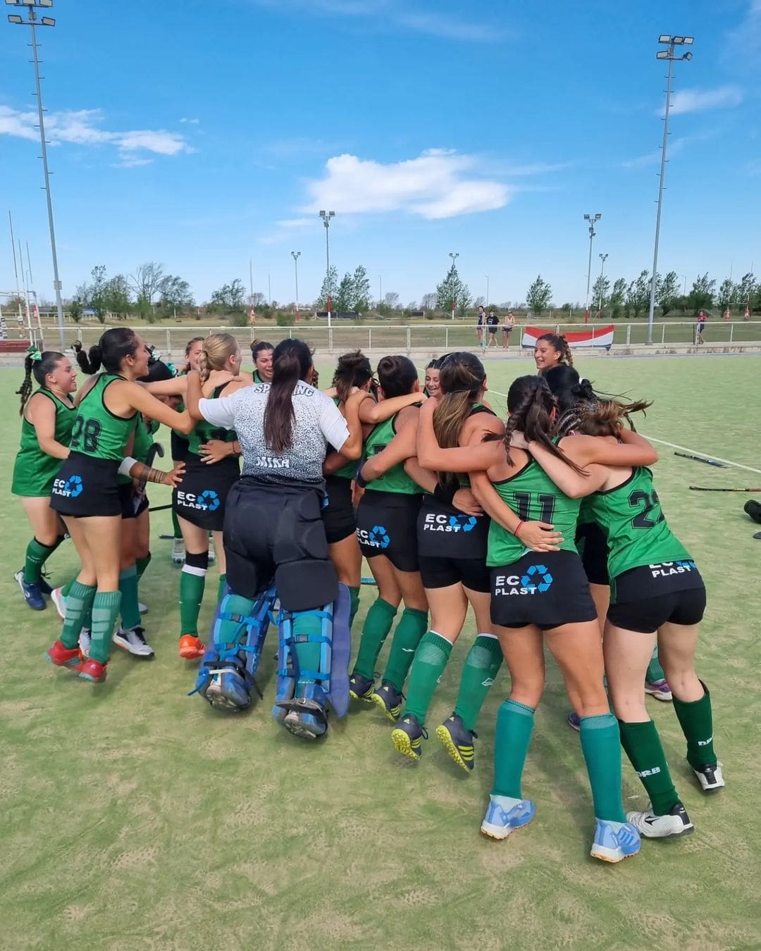 HockeyCba TORNEO OFICIAL DAMAS C 2023 •🏟 UNIVERSITARIO 7 SOLES• RESULTADOS Semifinales INTERMEDIA ▪︎ Sporting Alta Gracia 1 Universidad Catolica 0• Goles Rocio Bulacio Sporting Alta Gracia - Diario Resumen de la región