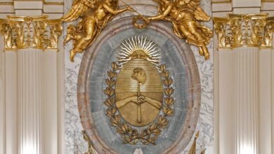 escudosalon e1773335423573 - Diario Resumen de la región